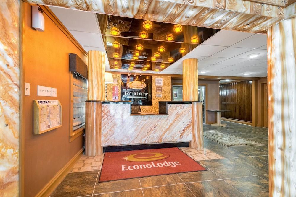 Econo Lodge Saint Albans Exteriér fotografie