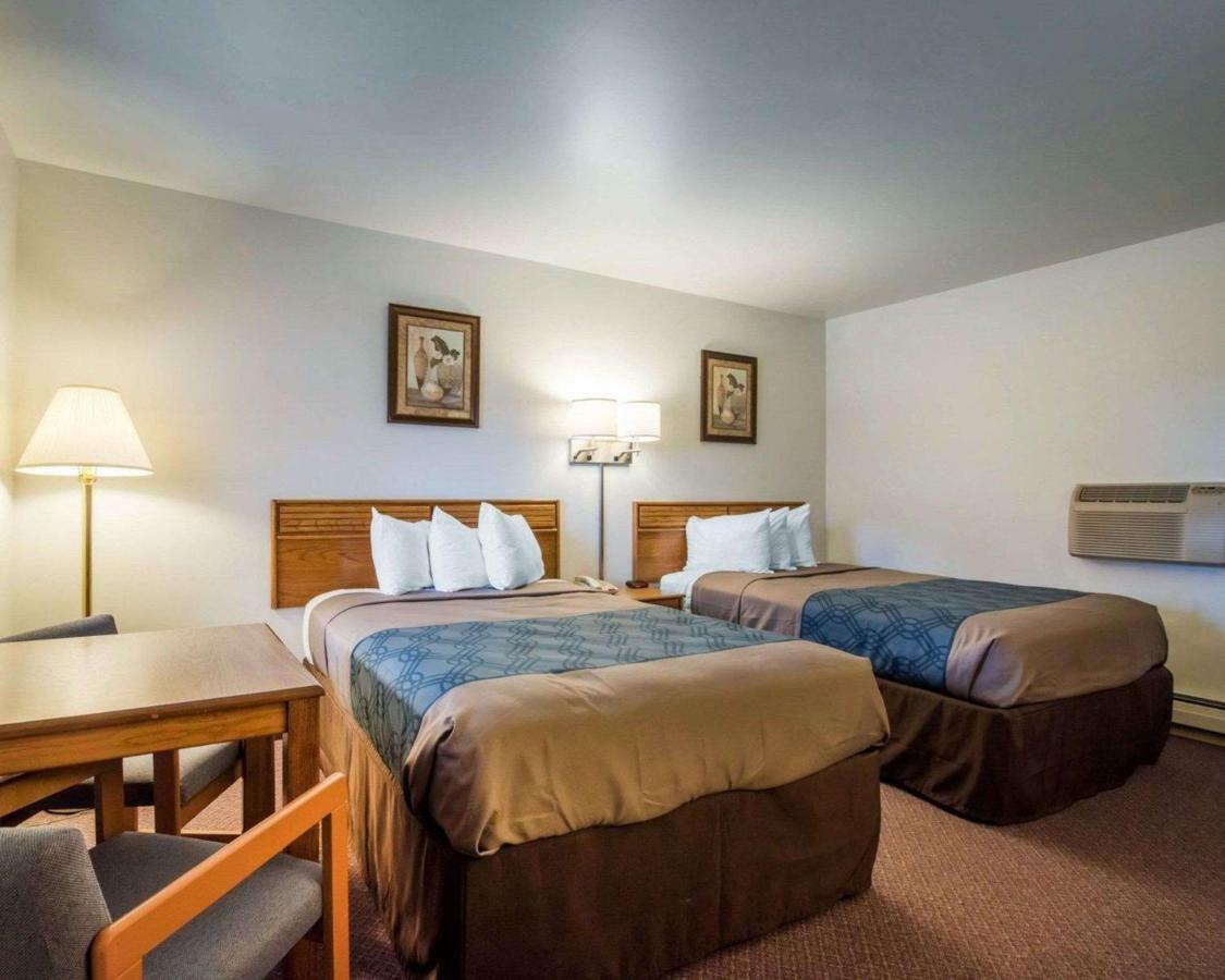 Econo Lodge Saint Albans Exteriér fotografie